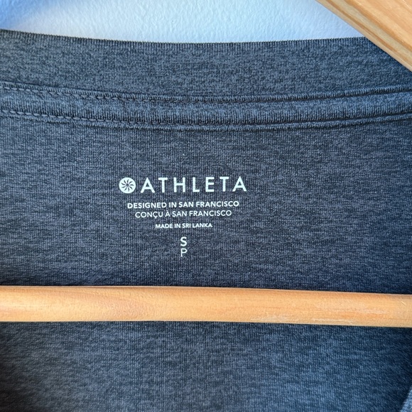 Athleta Women's Uptempo Charcoal Grey Long Sleeve Top - Picture 7 of 8